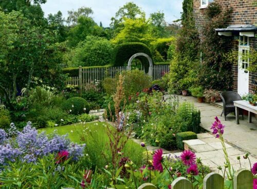 How to create a cottage garden